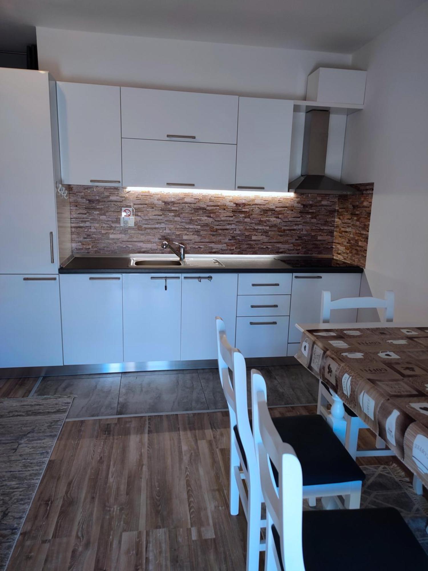 Sabi Apartment Golem Qerret Extérieur photo